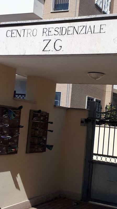 Apartmán Domus Claudio Fiumicino Exteriér fotografie